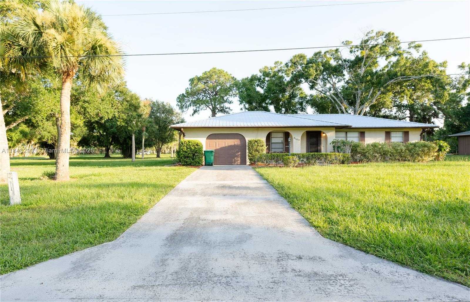 Small Image of 8103 SANTA CLARA BLVD, Fort Pierce Number 4