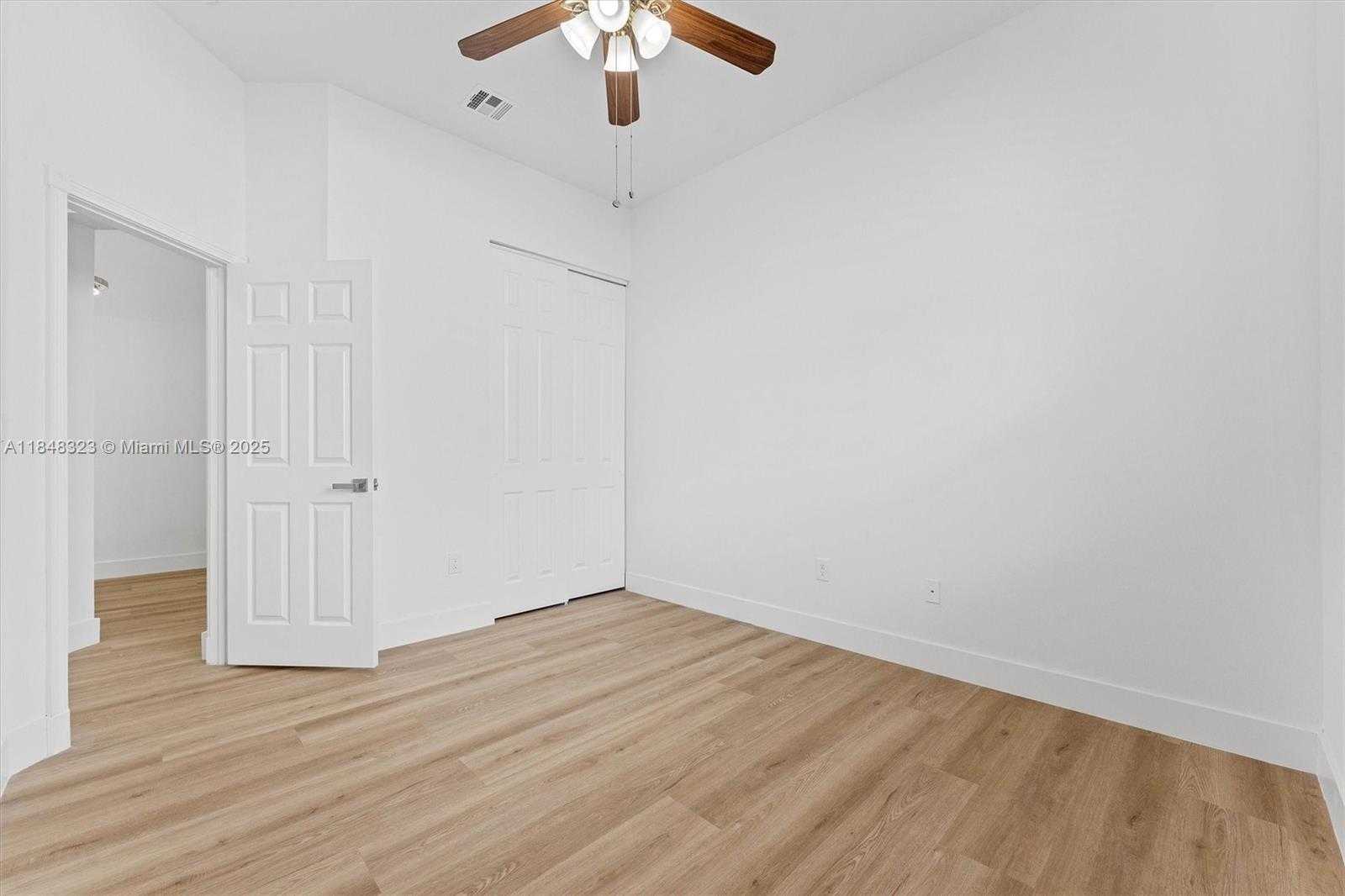 Small Image of 5060 SOUTH WEST 163RD AVE, Miramar Number 20