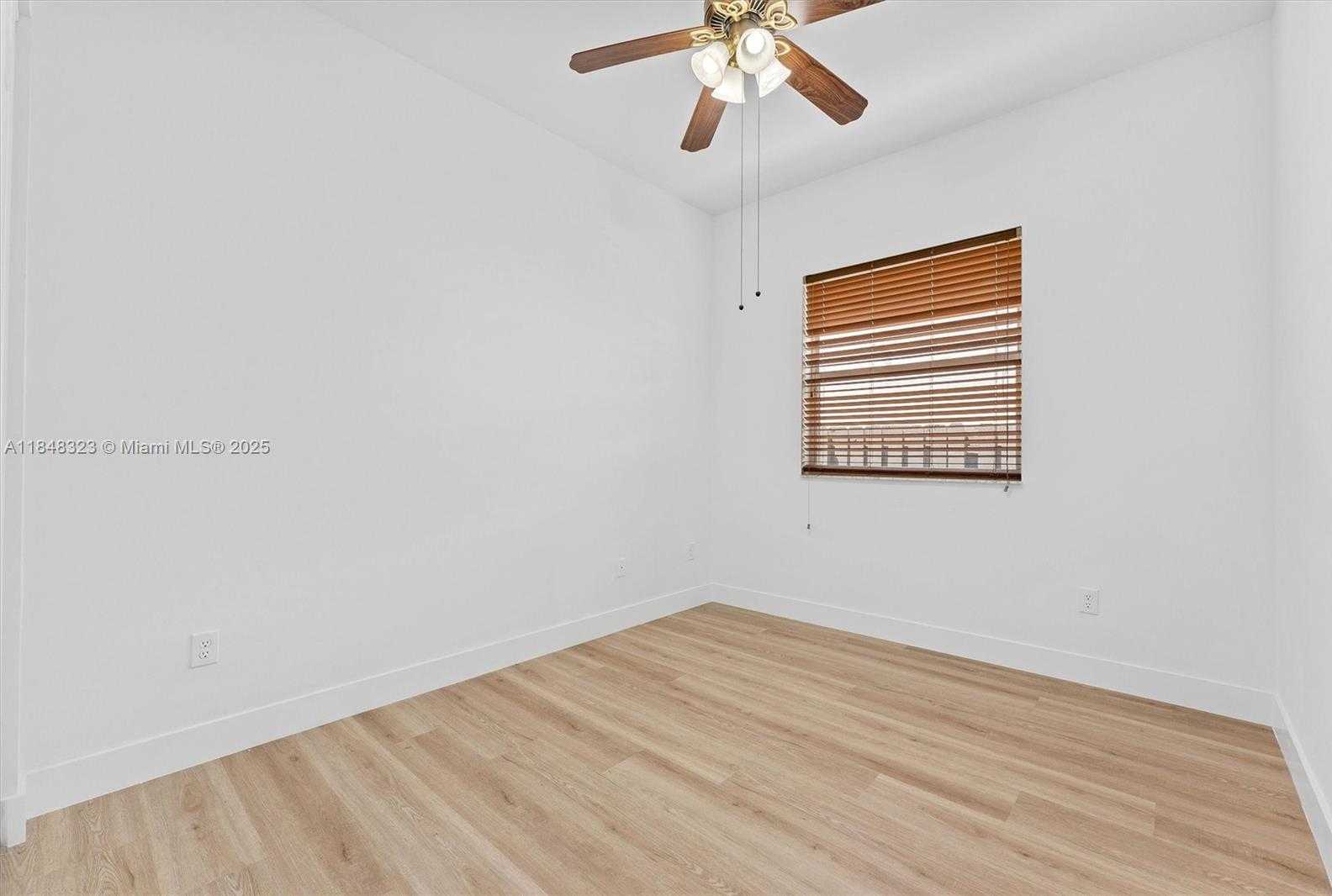 Small Image of 5060 SOUTH WEST 163RD AVE, Miramar Number 24