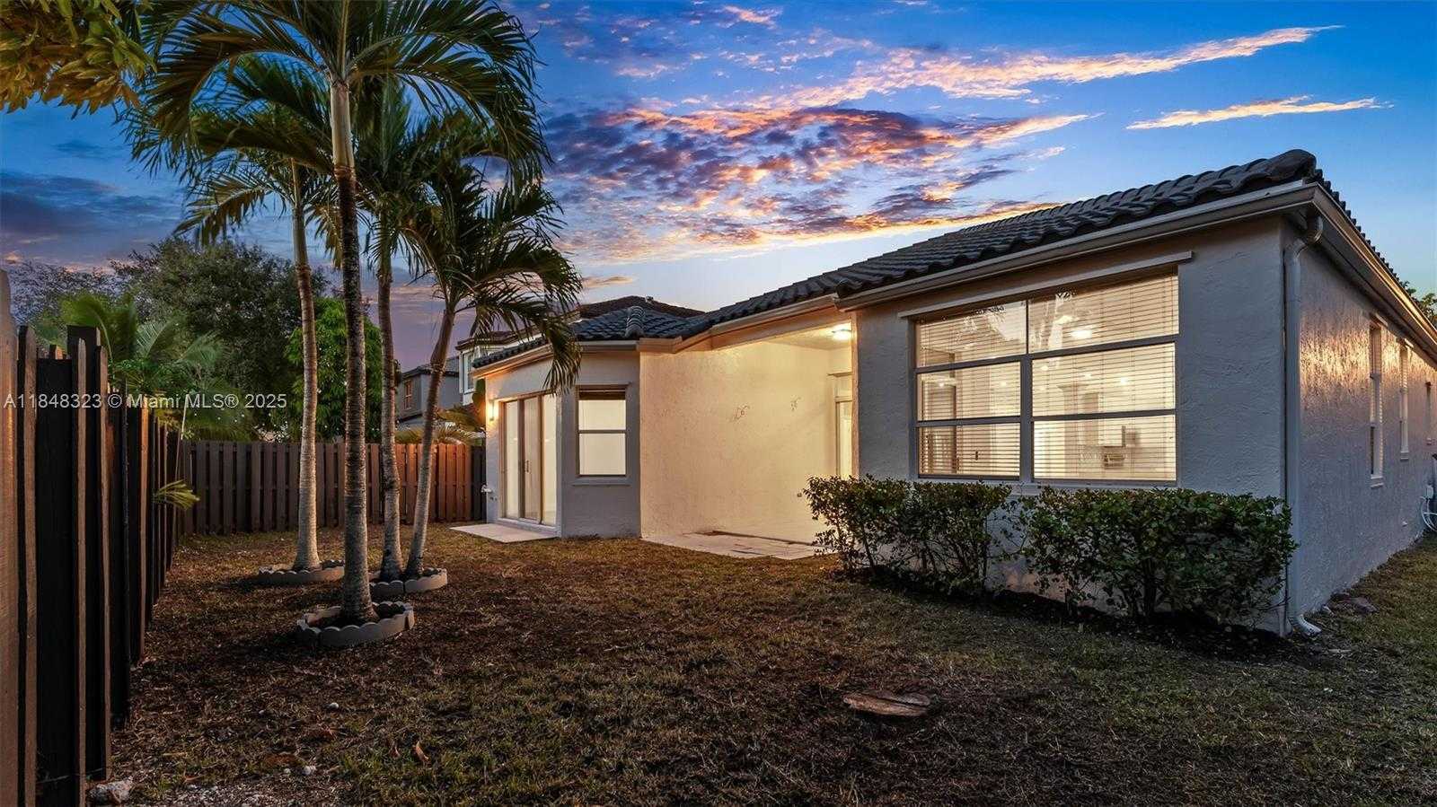 Small Image of 5060 SOUTH WEST 163RD AVE, Miramar Number 26