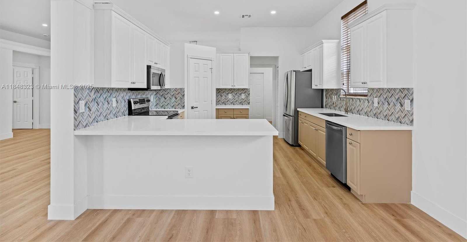 Small Image of 5060 SOUTH WEST 163RD AVE, Miramar Number 8