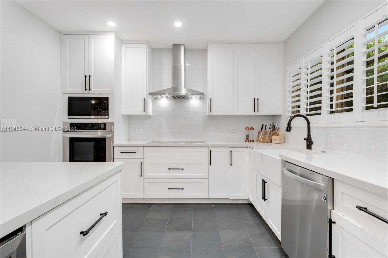 Small Image of 1236 MILAN AVE, Coral Gables Number 15