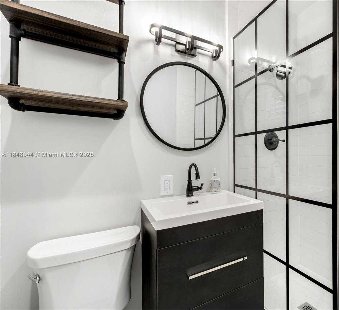Small Image of 1236 MILAN AVE, Coral Gables Number 19