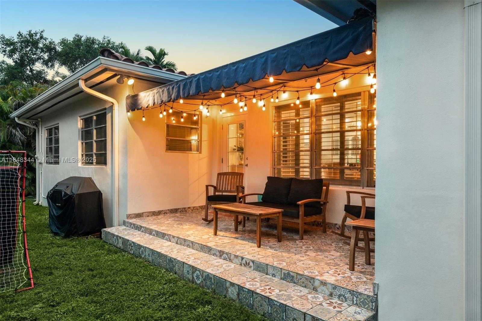 Small Image of 1236 MILAN AVE, Coral Gables Number 33