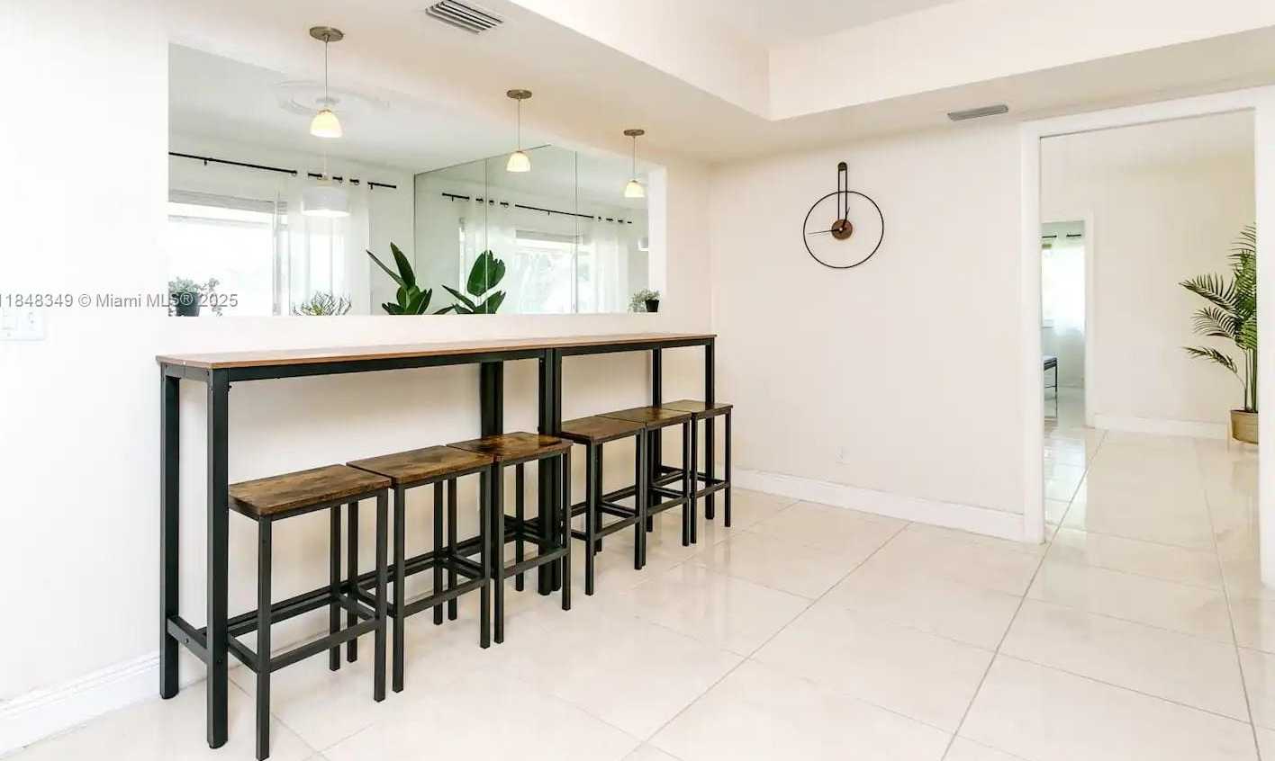 Small Image of 4800 POLK ST, Hollywood Number 9