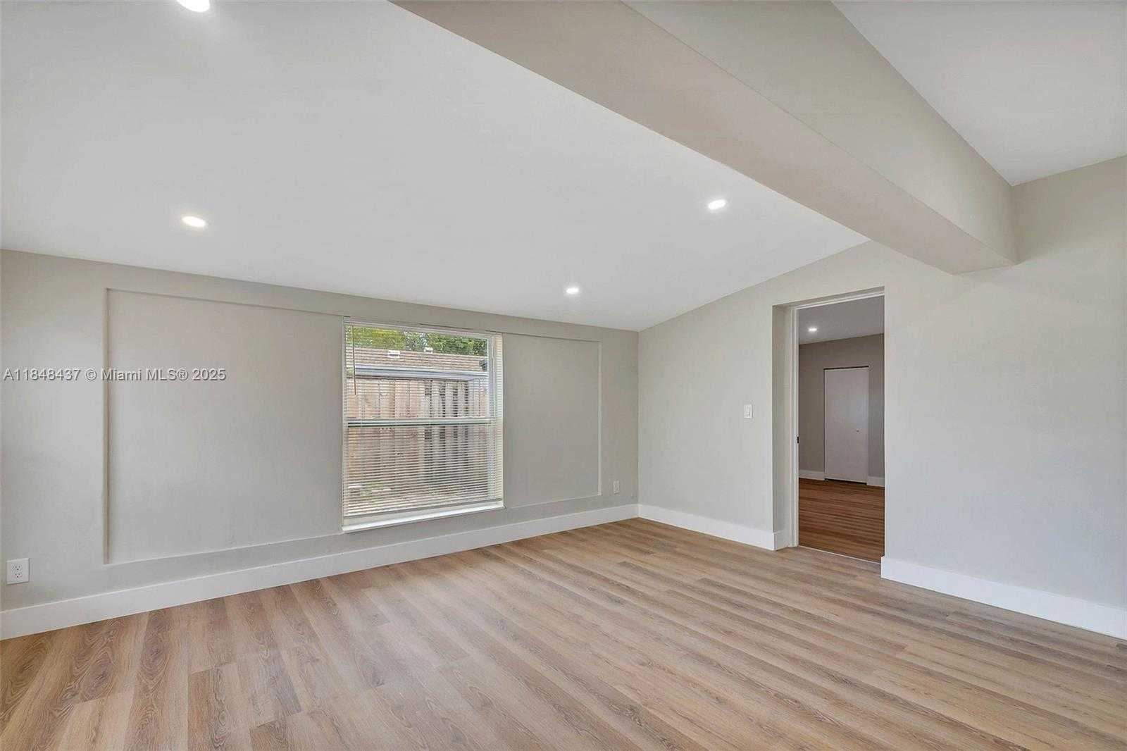 Small Image of 840 NORTH WEST 39TH ST, Oakland Park Number 13