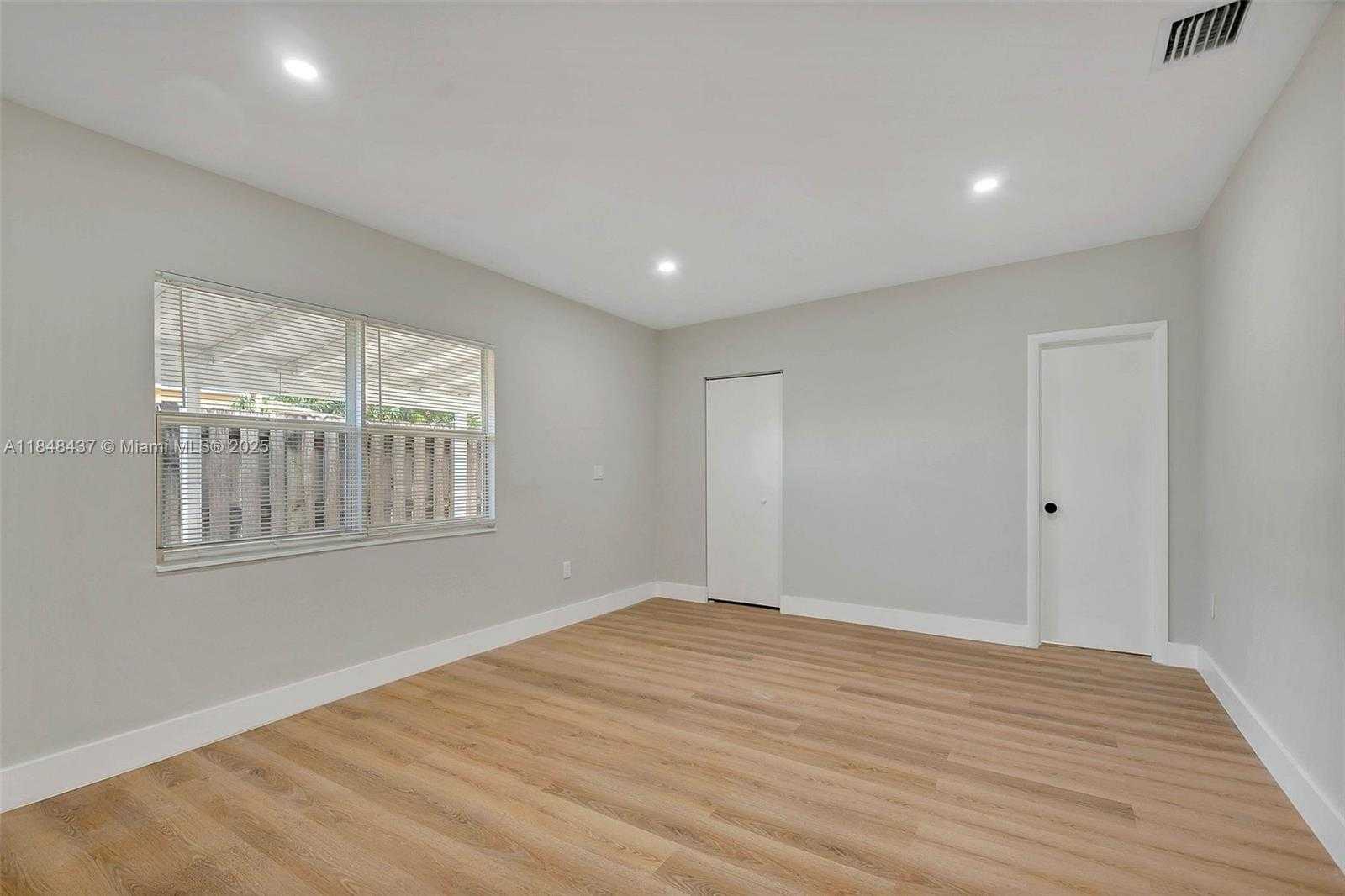 Small Image of 840 NORTH WEST 39TH ST, Oakland Park Number 15