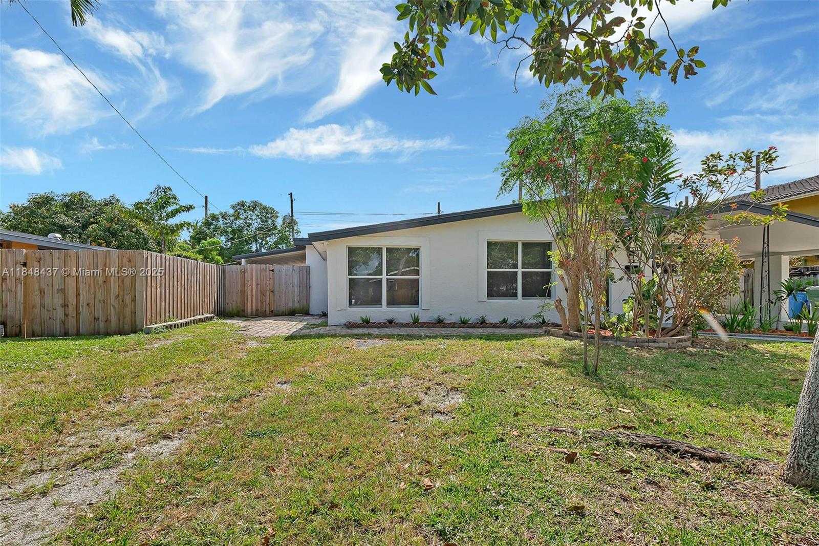 Small Image of 840 NORTH WEST 39TH ST, Oakland Park Number 2