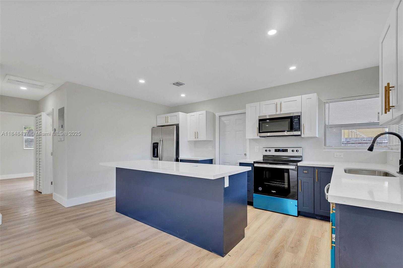 Small Image of 840 NORTH WEST 39TH ST, Oakland Park Number 7