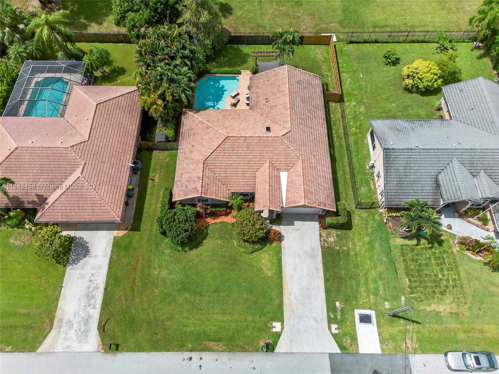 Small Image of 11880 NORTH WEST 24TH ST, Plantation Number 68
