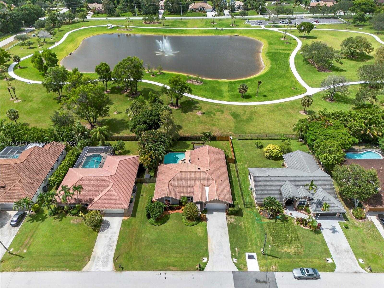 Small Image of 11880 NORTH WEST 24TH ST, Plantation Number 69