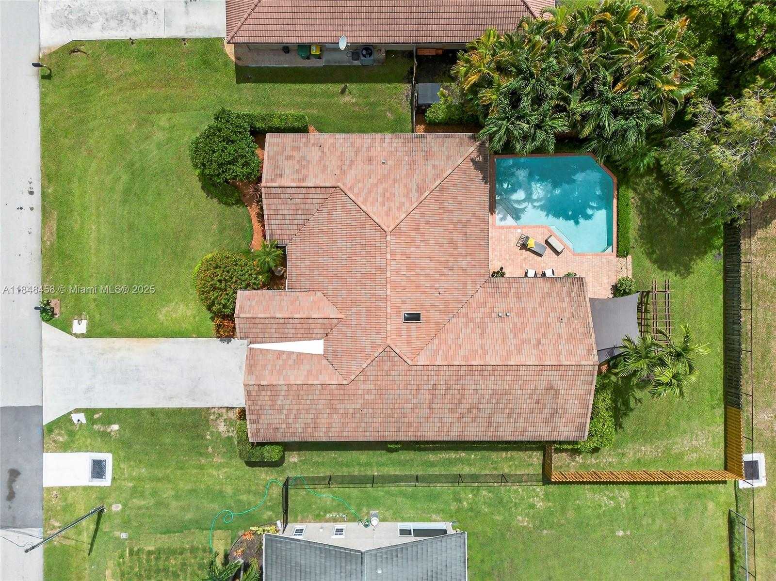 Small Image of 11880 NORTH WEST 24TH ST, Plantation Number 71