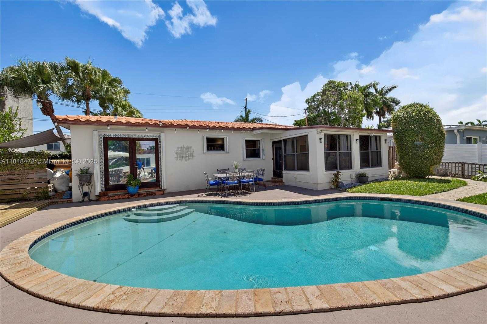 Small Image of 1013 ORANGE ISLE, Fort Lauderdale Number 29