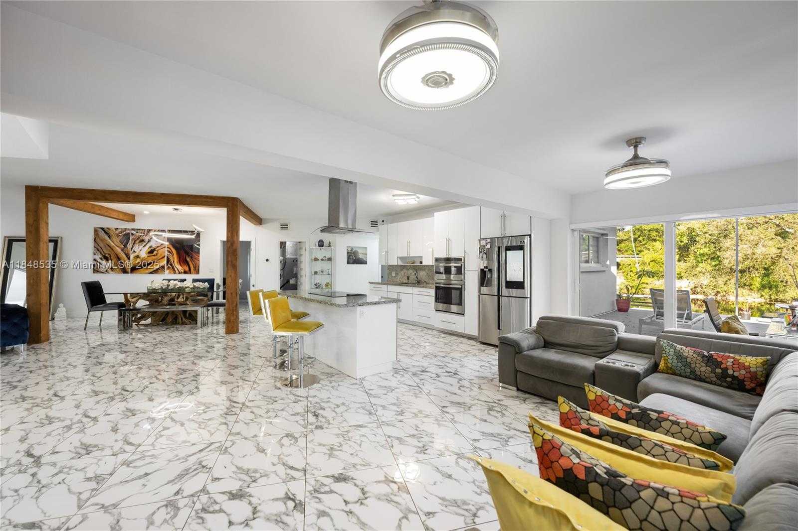 Small Image of 12599 NORTH EAST 2ND AVE, North Miami Number 2