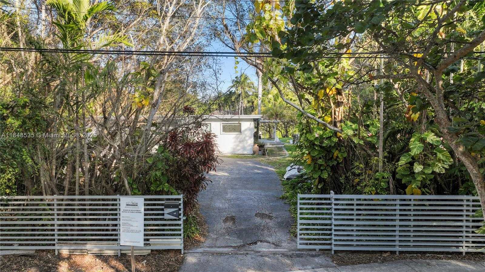 Small Image of 12599 NORTH EAST 2ND AVE, North Miami Number 24