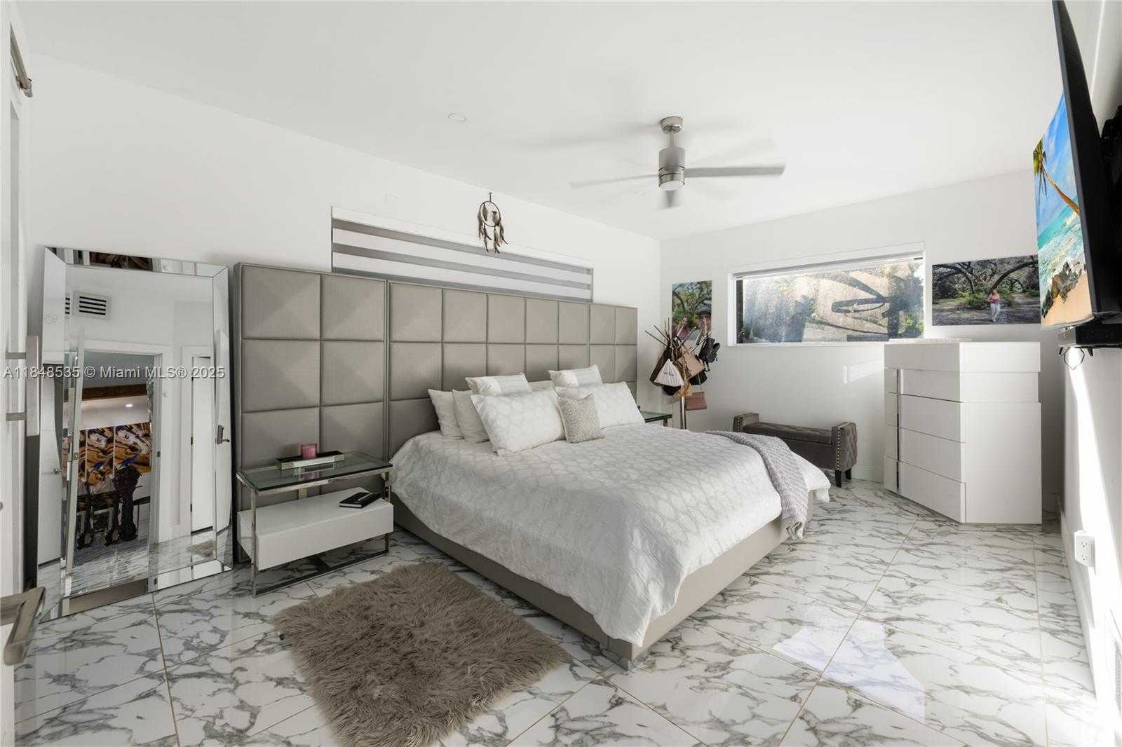 Small Image of 12599 NORTH EAST 2ND AVE, North Miami Number 26