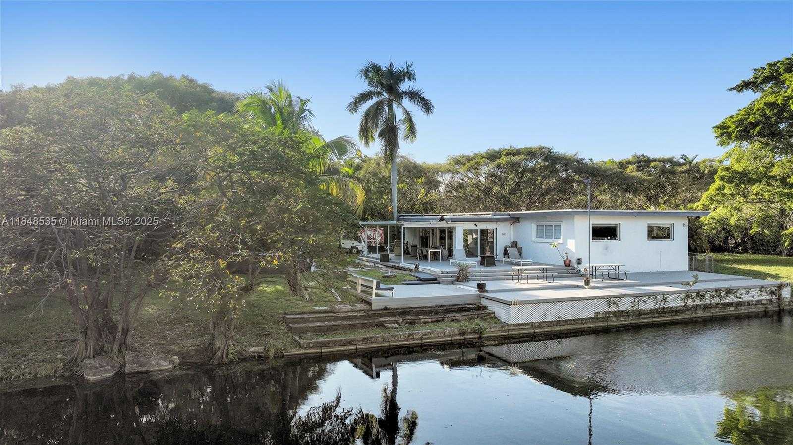 Small Image of 12599 NORTH EAST 2ND AVE, North Miami Number 42