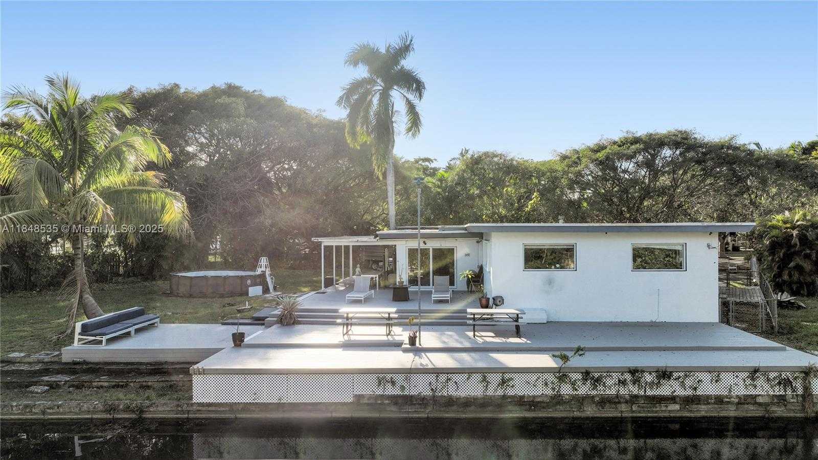 Small Image of 12599 NORTH EAST 2ND AVE, North Miami Number 43