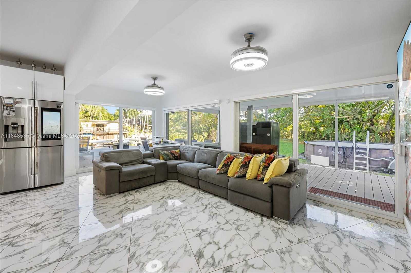 Small Image of 12599 NORTH EAST 2ND AVE, North Miami Number 7