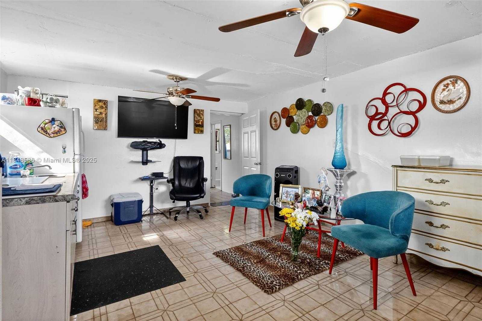 Small Image of 3581 WEST 2ND AVE, Hialeah Number 17