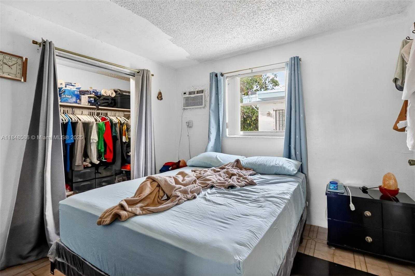 Small Image of 3581 WEST 2ND AVE, Hialeah Number 19