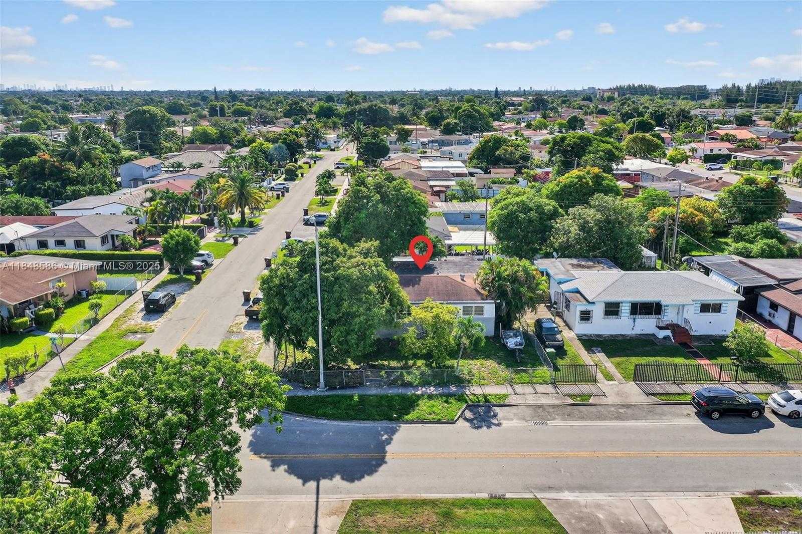 Small Image of 3581 WEST 2ND AVE, Hialeah Number 24