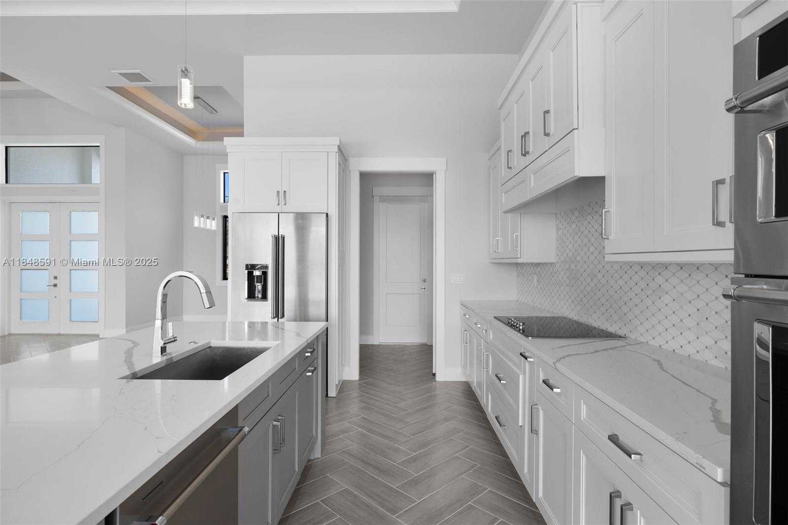 Small Image of 1422 MOHAWK PKWY, Cape Coral Number 11