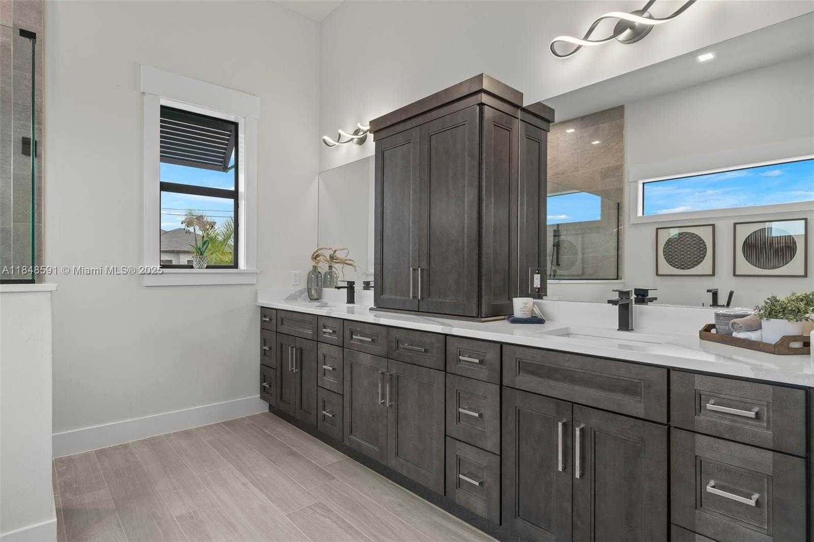 Small Image of 1422 MOHAWK PKWY, Cape Coral Number 19