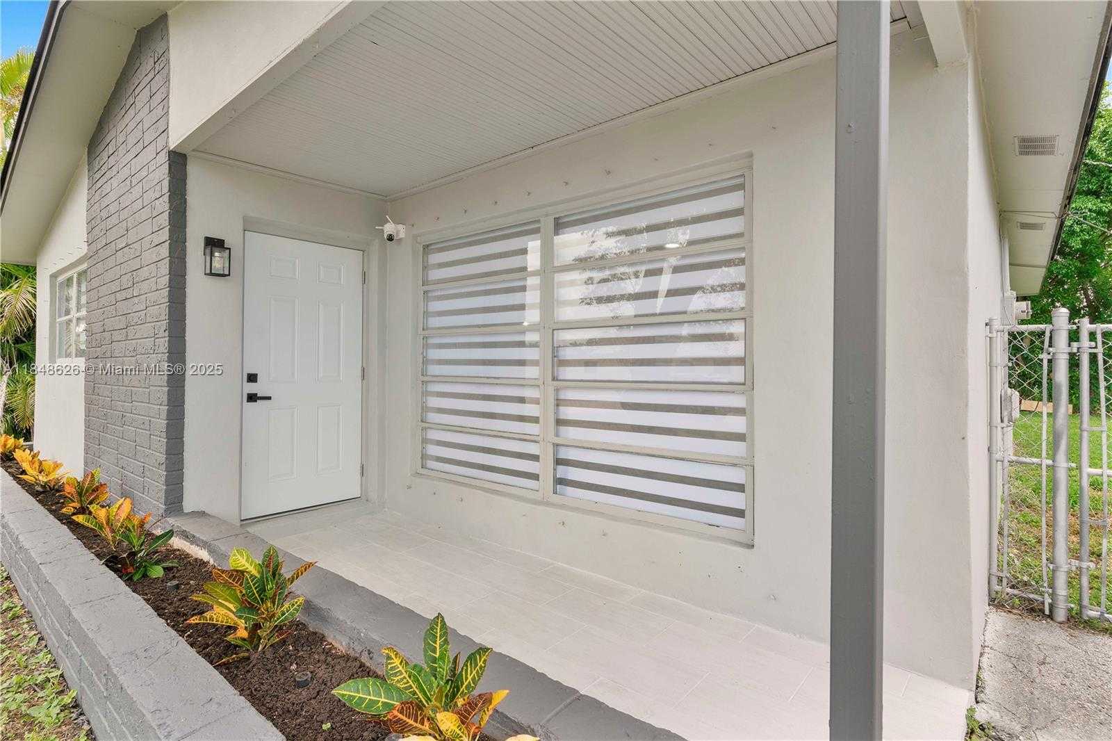 Small Image of 9731 NORTH WEST 24TH PL, Sunrise Number 4