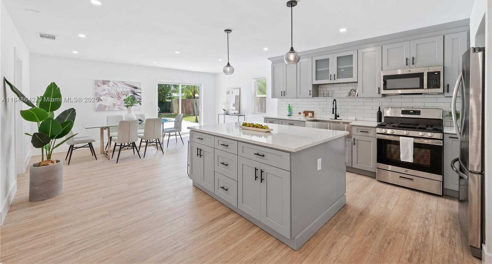 Small Image of 536 NORTH WEST 7TH ST, Homestead Number 3