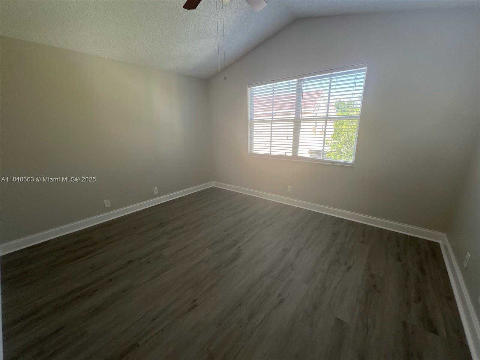Small Image of 3310 INDIAN KEY BLVD, Margate Number 7