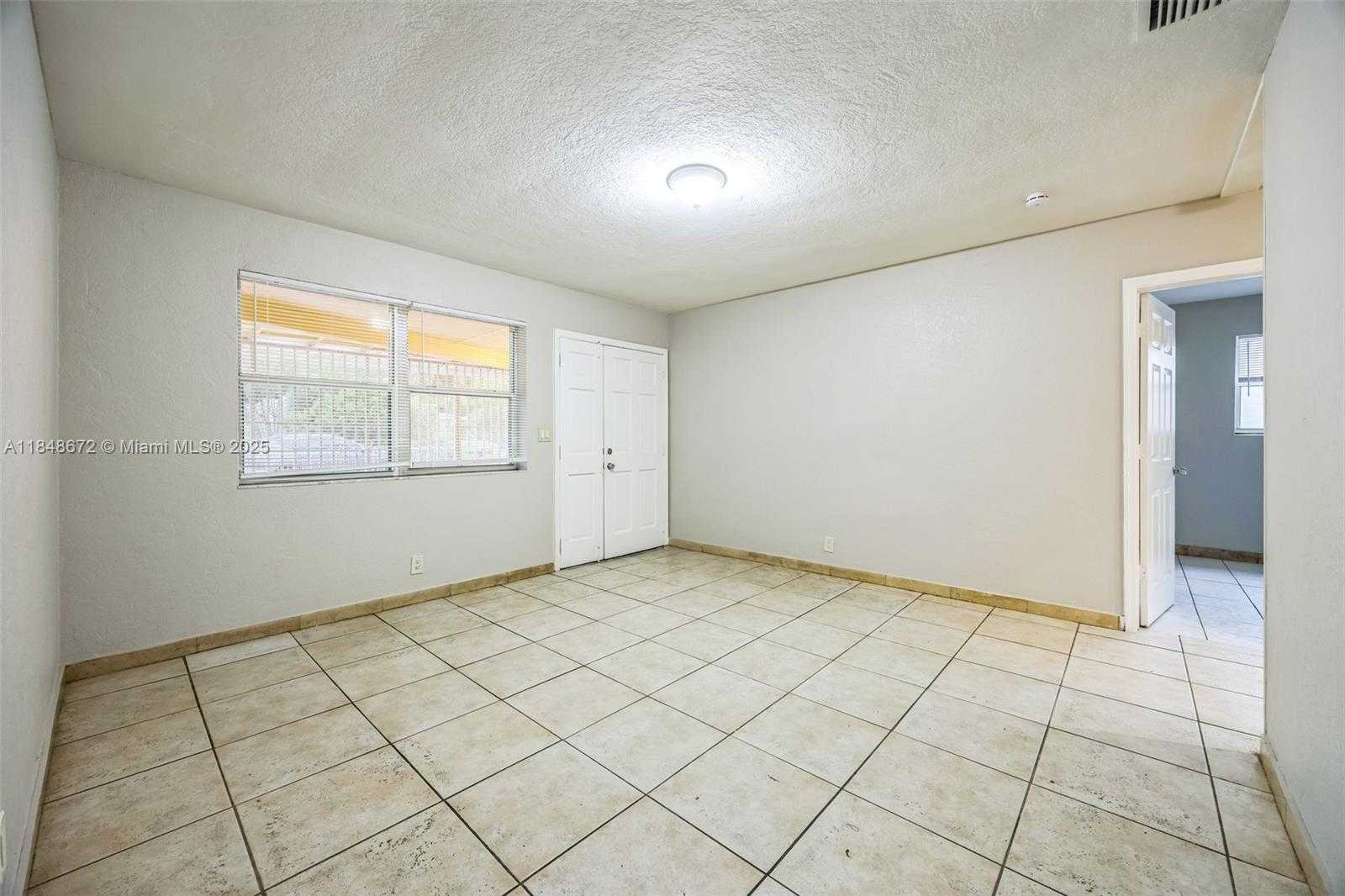 Small Image of 2651 ADAMS ST, Hollywood Number 10