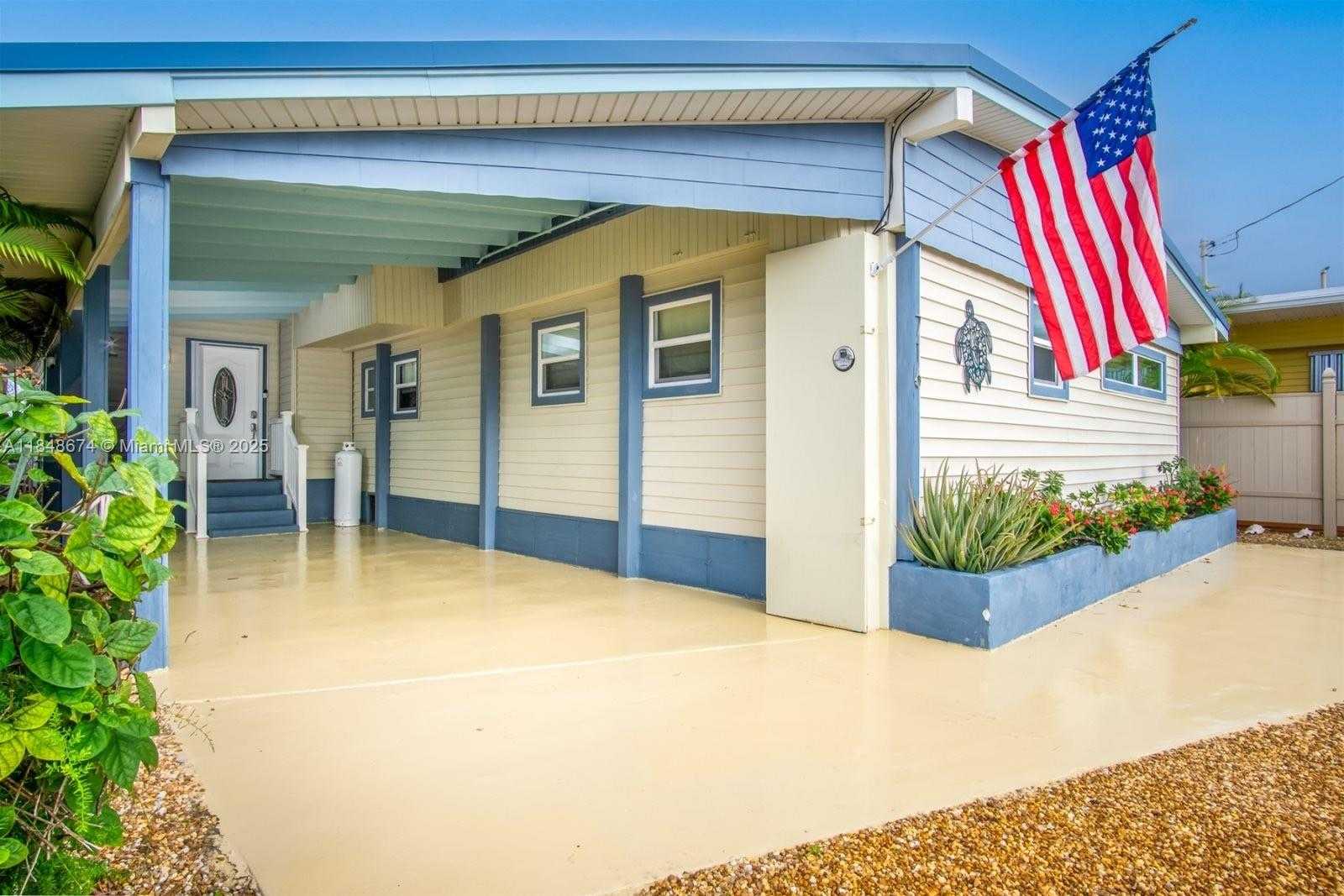 Small Image of 716 26TH STREET OCEAN, Marathon Number 44