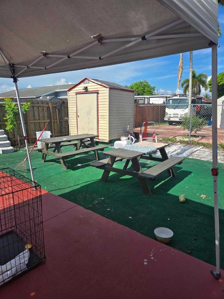 Small Image of 16242 SW 304th Terrace, Homestead, FL 33033, USA Number 11