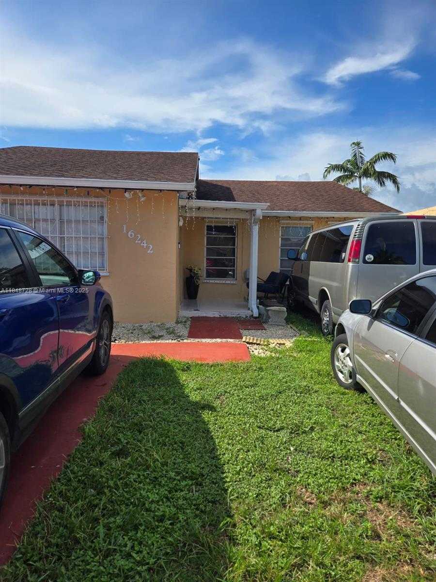 Small Image of 16242 SW 304th Terrace, Homestead, FL 33033, USA Number 5