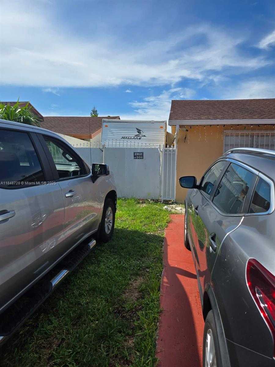 Small Image of 16242 SW 304th Terrace, Homestead, FL 33033, USA Number 8