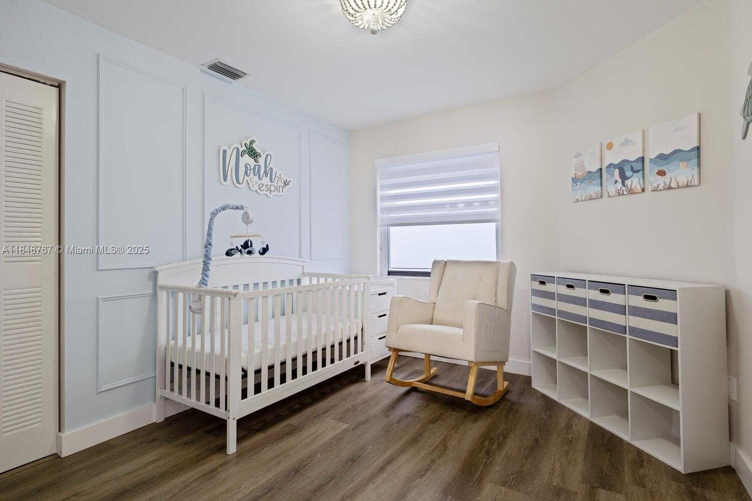 Small Image of 15060 NORFOLK LN, Davie Number 14