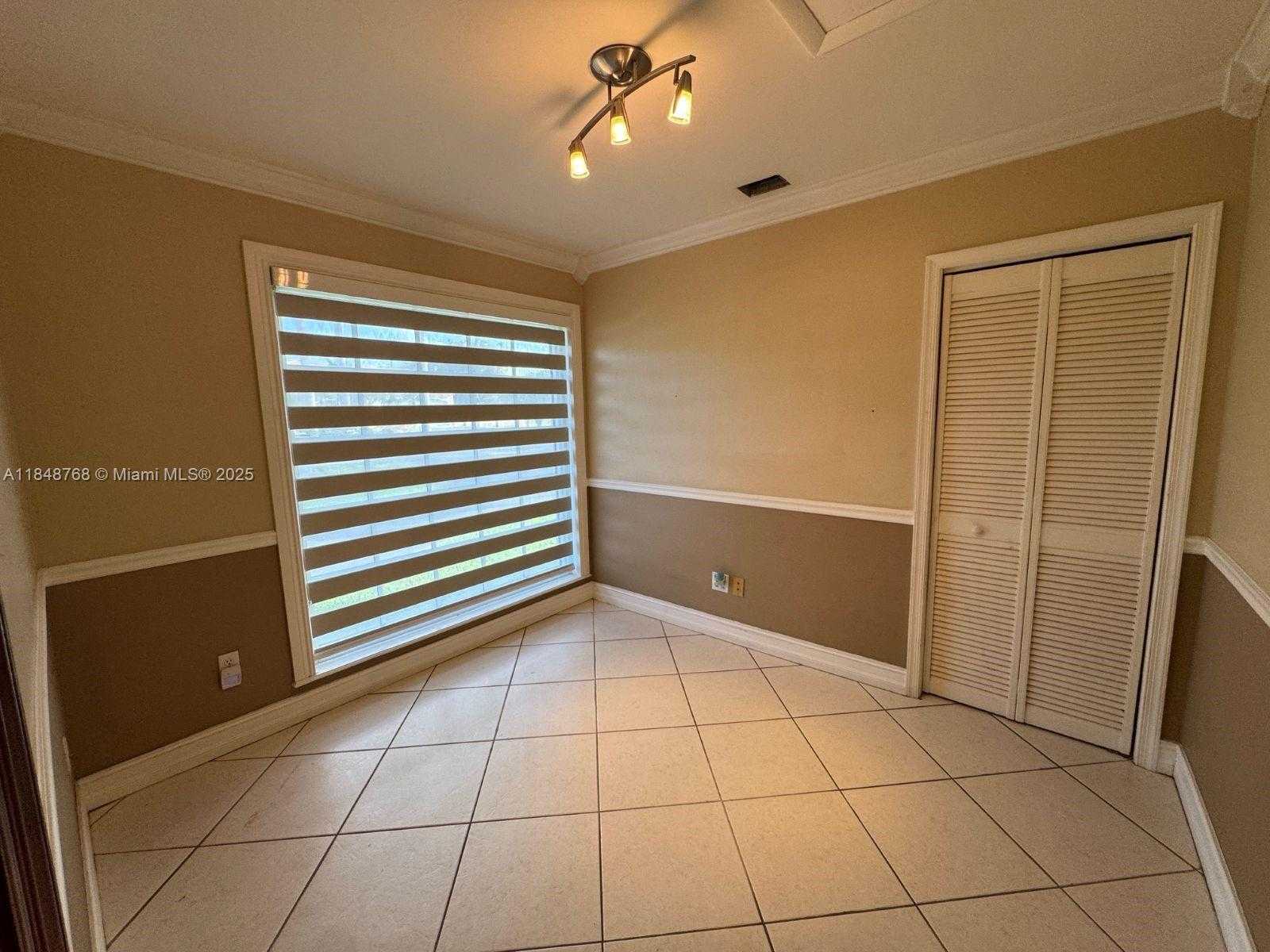 Small Image of 9931 NORTH WEST 130TH ST, Hialeah Gardens Number 28
