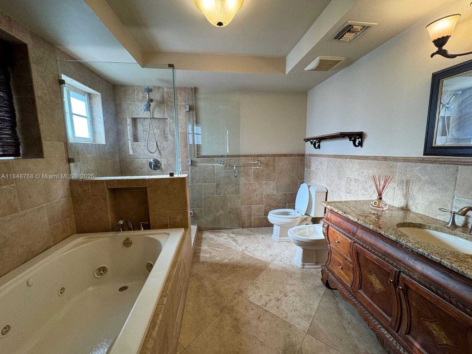 Small Image of 9931 NORTH WEST 130TH ST, Hialeah Gardens Number 36