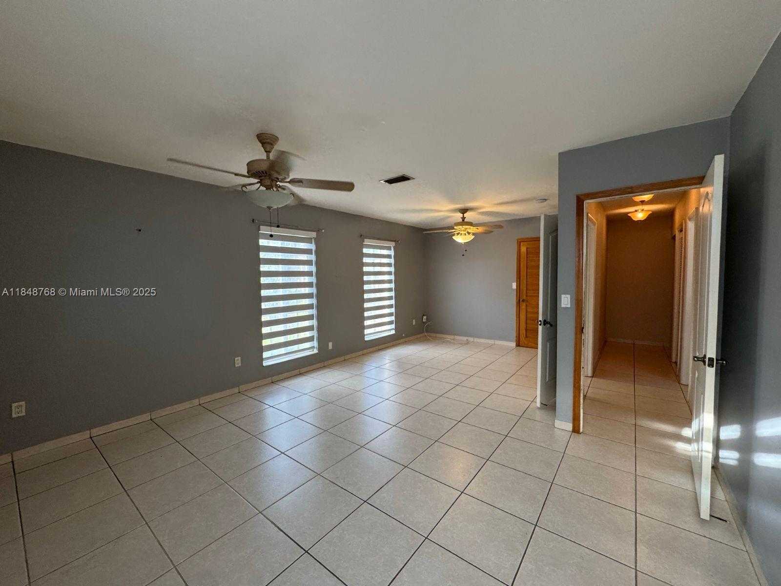 Small Image of 9931 NORTH WEST 130TH ST, Hialeah Gardens Number 43