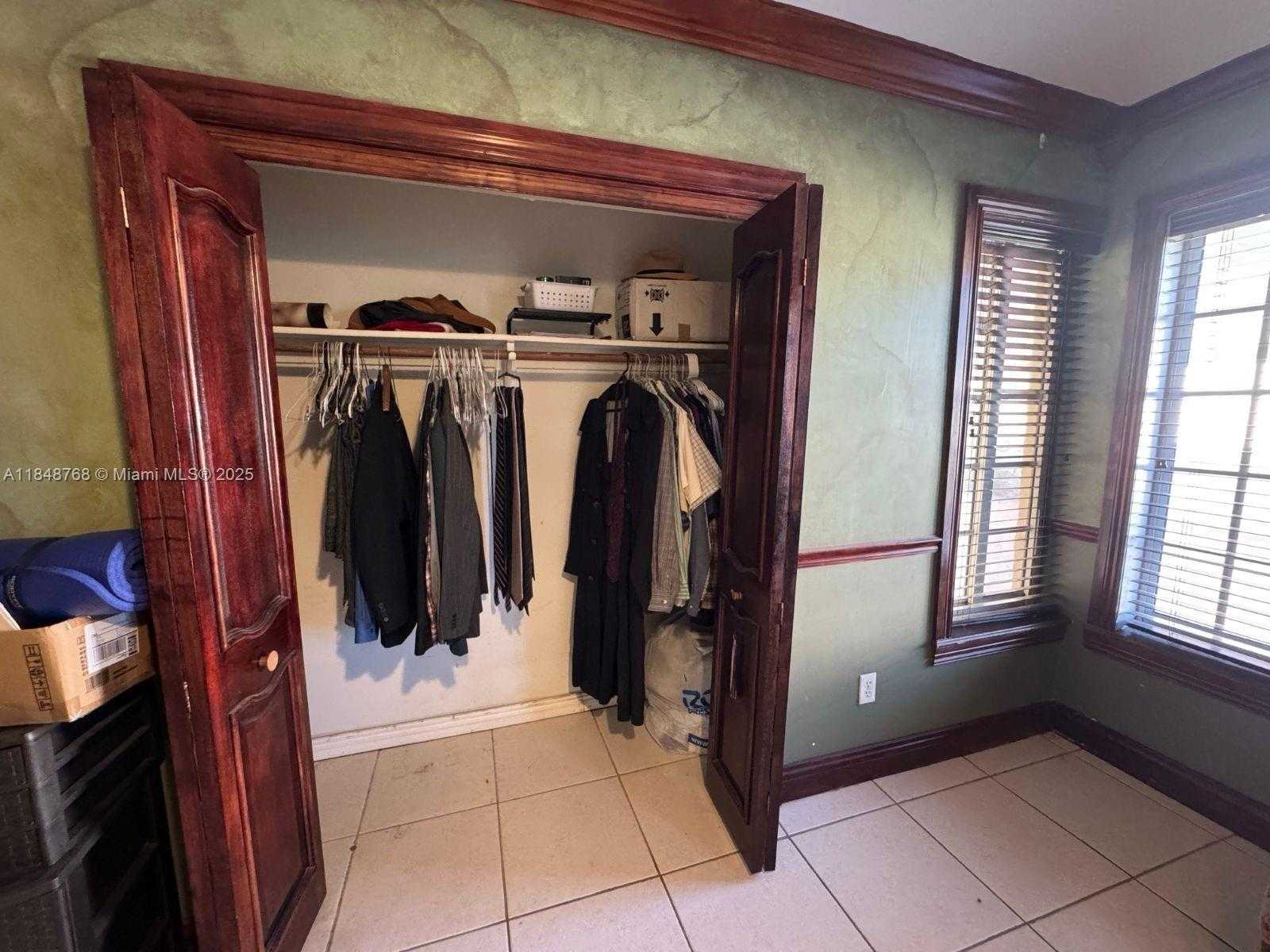 Small Image of 9931 NORTH WEST 130TH ST, Hialeah Gardens Number 54