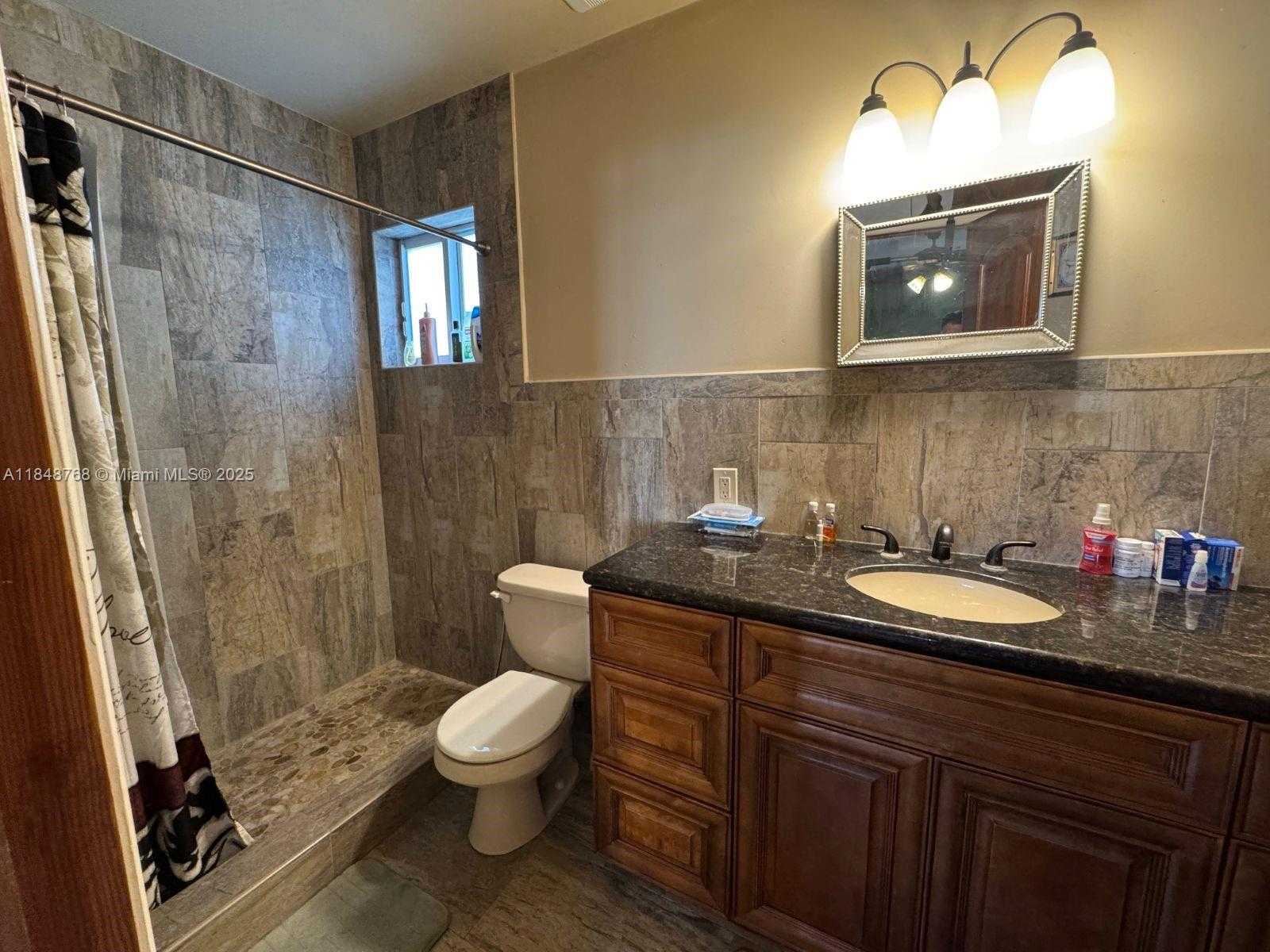 Small Image of 9931 NORTH WEST 130TH ST, Hialeah Gardens Number 55