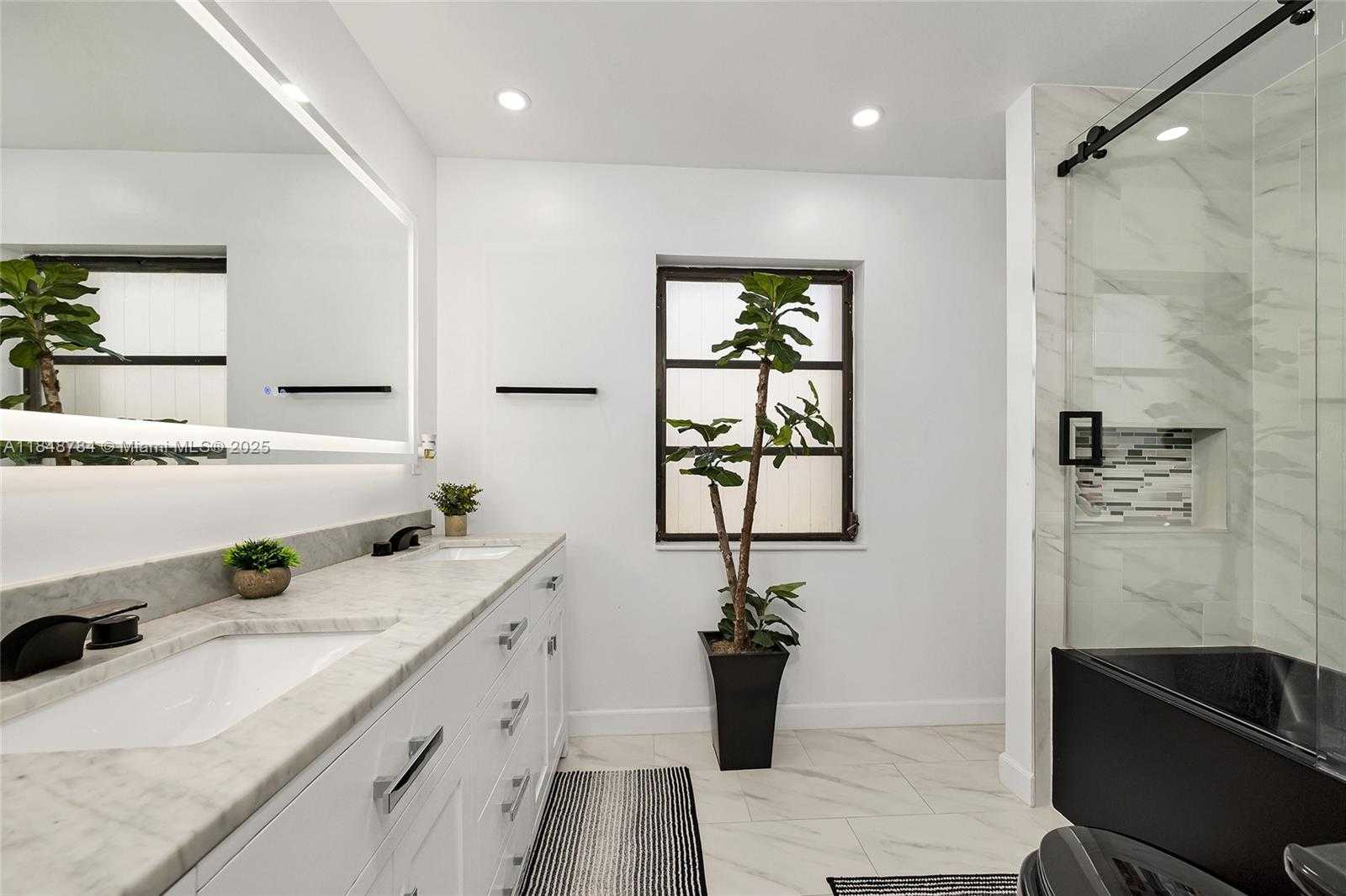 Small Image of 7921 NORTH WEST 90TH AVE, Tamarac Number 30