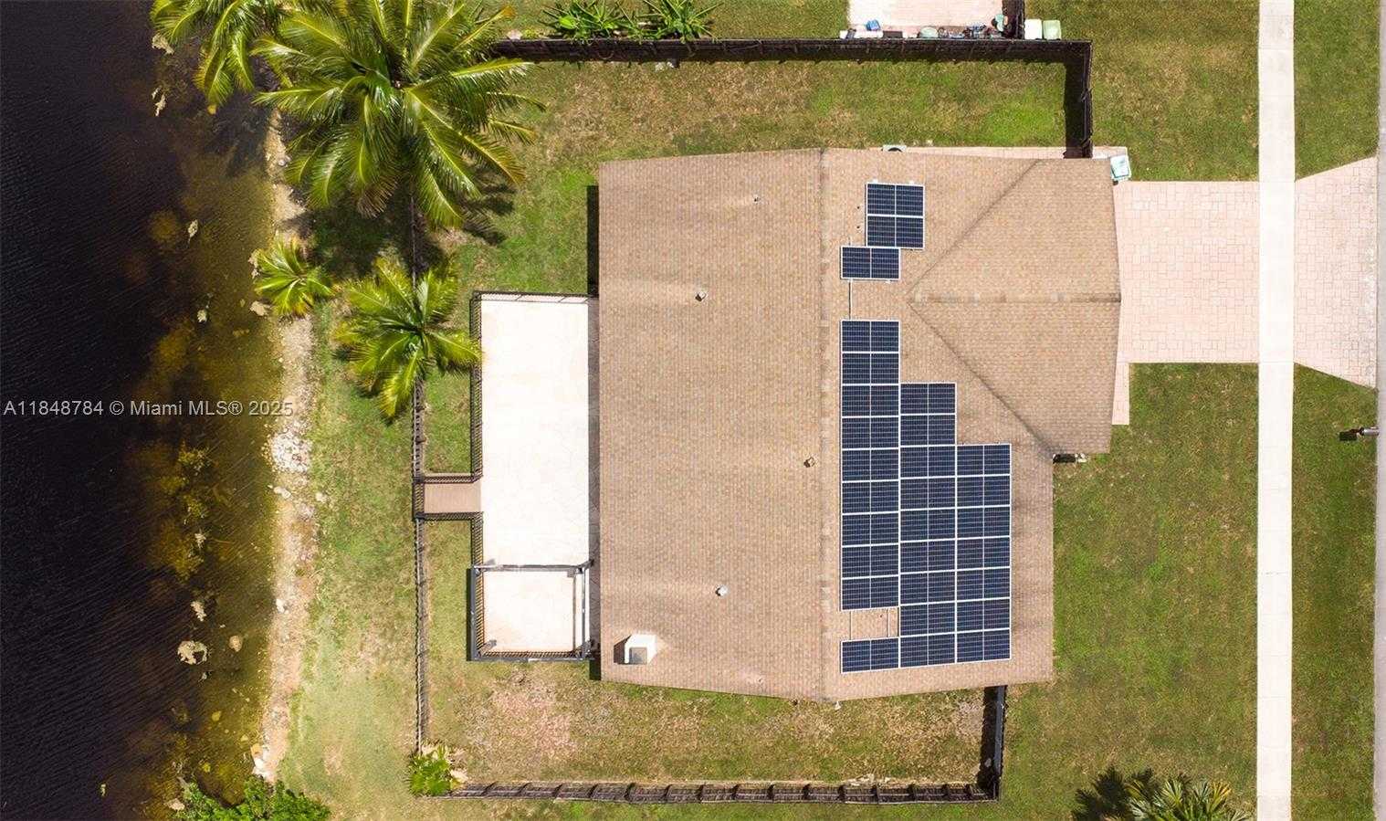 Small Image of 7921 NORTH WEST 90TH AVE, Tamarac Number 35