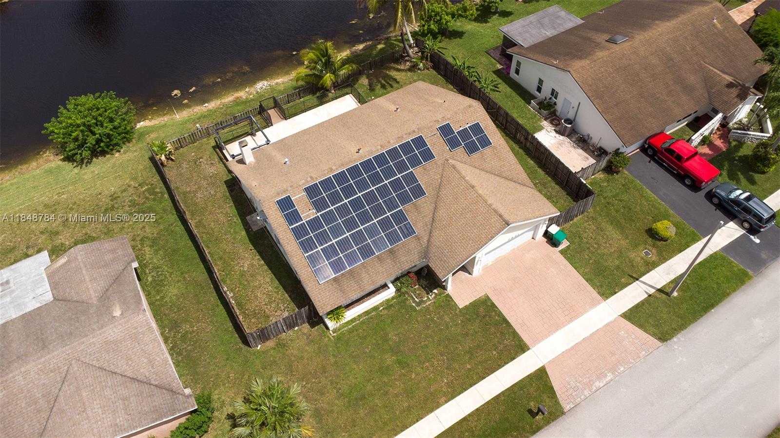 Small Image of 7921 NORTH WEST 90TH AVE, Tamarac Number 5