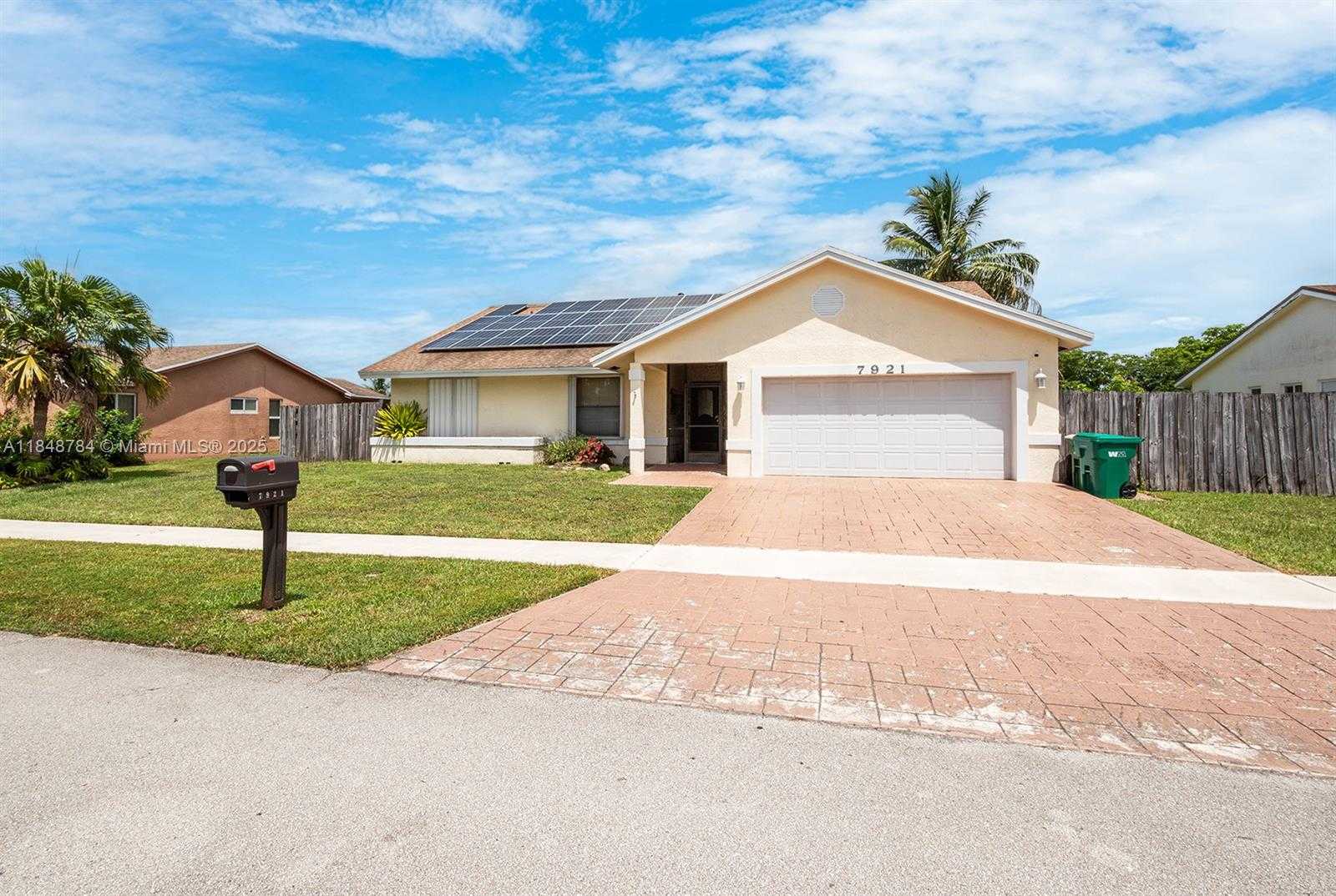 Small Image of 7921 NORTH WEST 90TH AVE, Tamarac Number 6