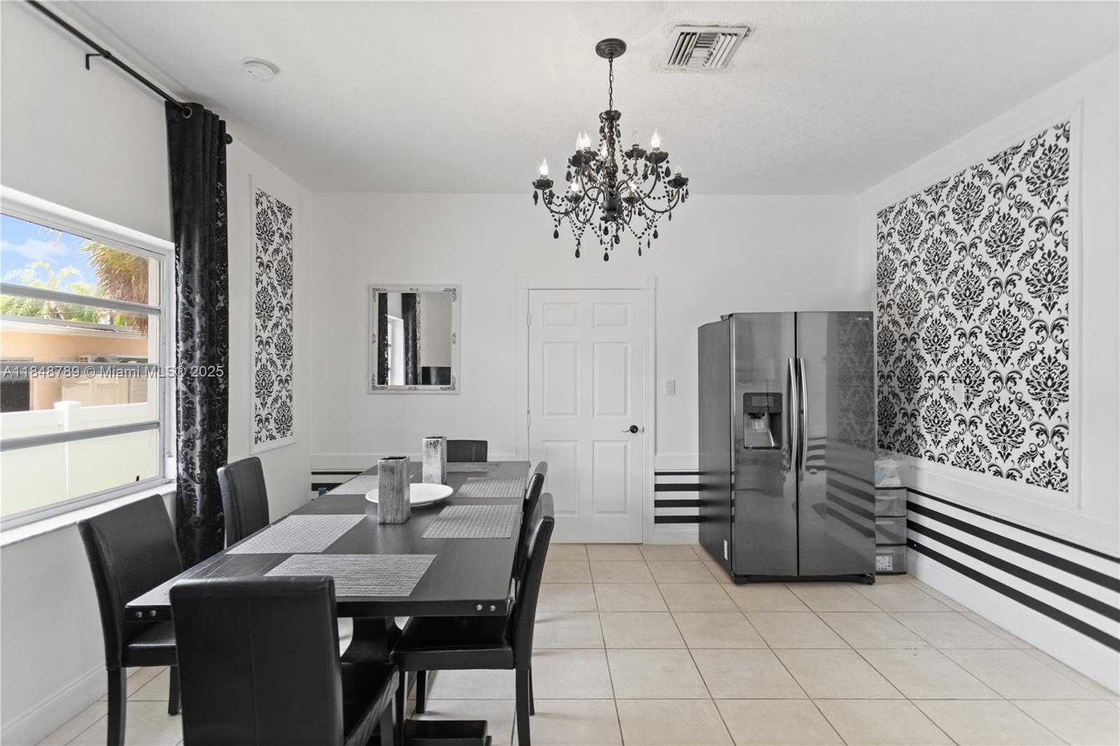 Small Image of 1623 MAYO ST, Hollywood Number 10