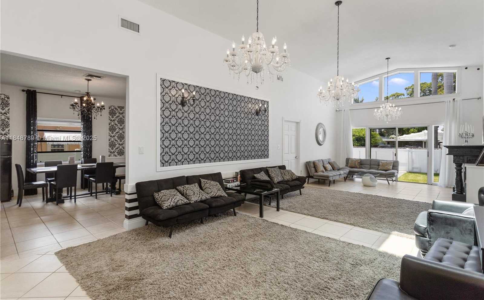 Small Image of 1623 MAYO ST, Hollywood Number 13