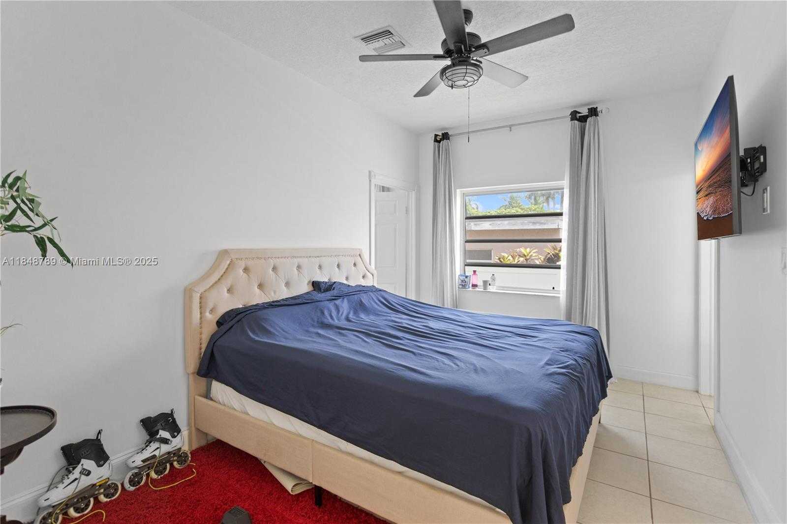 Small Image of 1623 MAYO ST, Hollywood Number 18