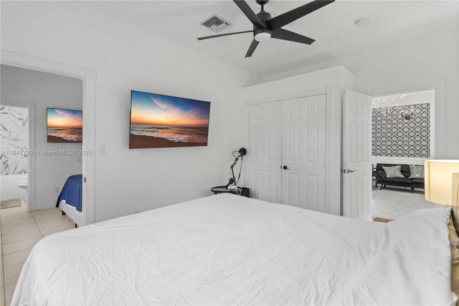 Small Image of 1623 MAYO ST, Hollywood Number 24